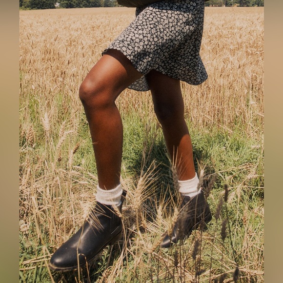 Madewell The Ainsley Chelsea Boot Black Leather Size 8 - Picture 1 of 13